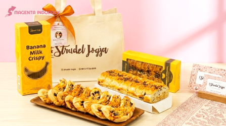 Contoh Gambar dari Kemasan Box Strudel Jogja